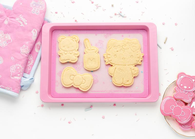 Sanrio Hello Kitty 50th Anniversary Cookie Stamp and Frosting Set Sanrio Characters Cookie  USA |  RVULG-7146