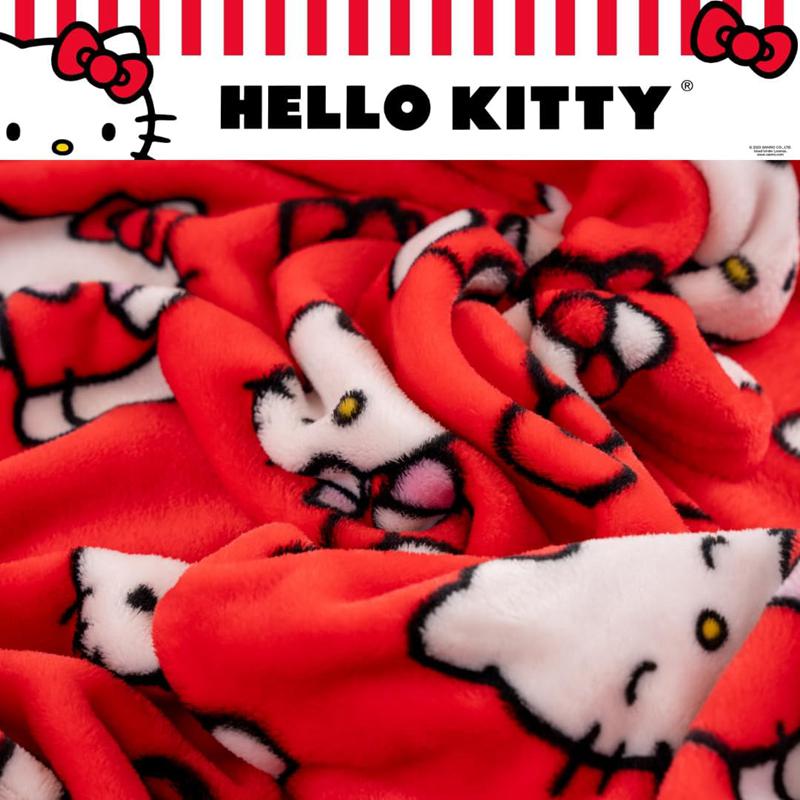 Sanrio Hello Kitty Always Red Cozy Throw Sanrio Characters Blanket  USA |  OHDEG-8674