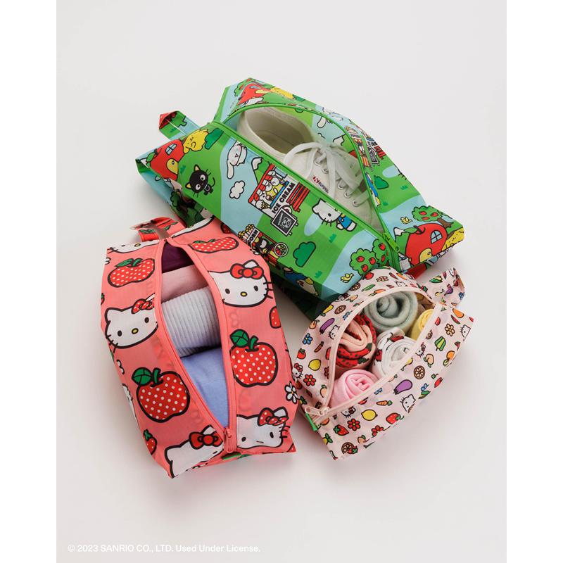 Sanrio Hello Kitty and Friends xgu 3D Zipper Set (Apples + Icons + Sanrio Characters Pouch  USA |  SHRUE-3827