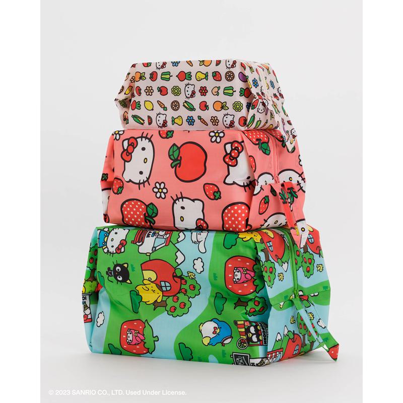 Sanrio Hello Kitty and Friends xgu 3D Zipper Set (Apples + Icons + Sanrio Characters Pouch  USA |  SHRUE-3827