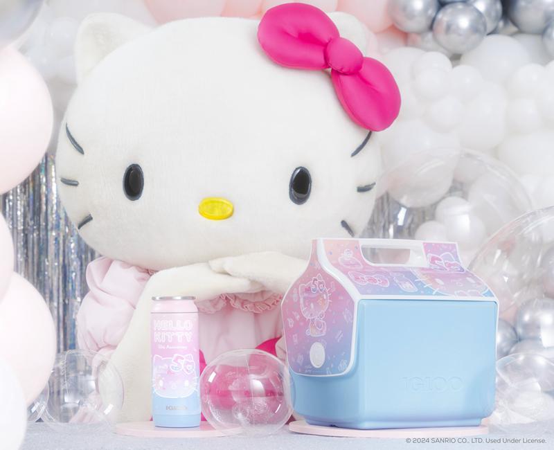 Sanrio Hello Kitty x Igloo 50th Anniversary Little Playmate 7 Qt Sanrio Characters Cooler  USA |  MCFKR-4965